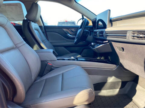 2025 Lincoln Corsair Premiere