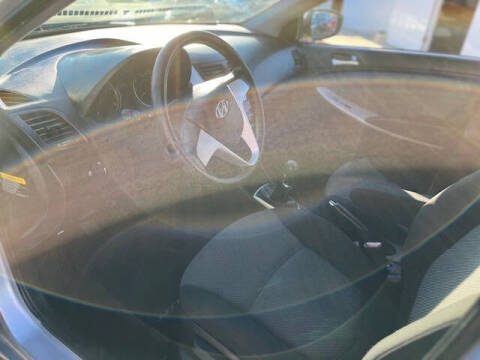 2012 Hyundai Accent GS