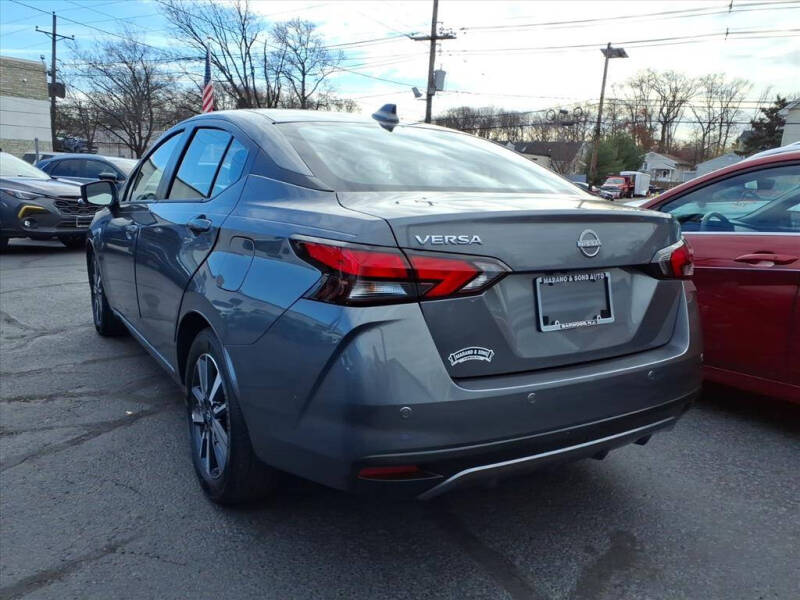 2025 Nissan Versa SV