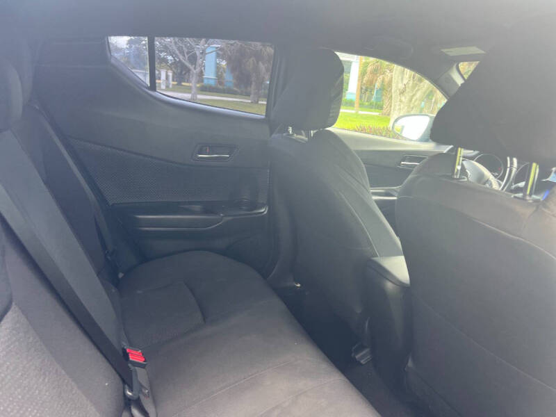 2018 Toyota C-HR XLE Premium