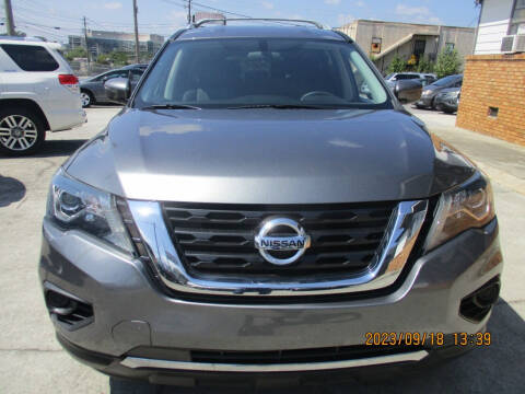2018 Nissan Pathfinder for sale at Atlantic Motors in Chamblee GA