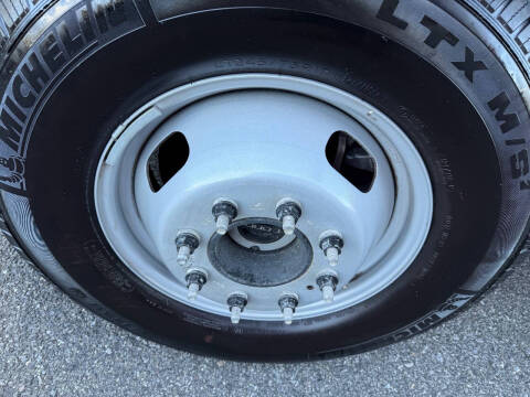 2025 Ford F-350 Super Duty XLT