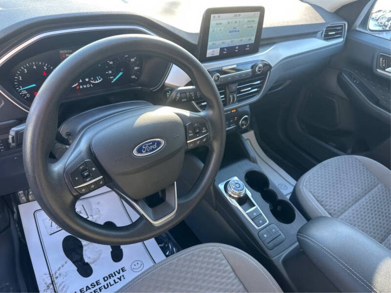 2020 Ford Escape SE