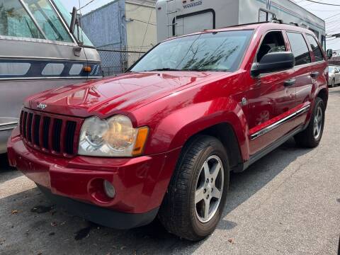 2005 Jeep Grand Cherokee for sale at Autos Under 5000 + JR Transporting in Island Park NY