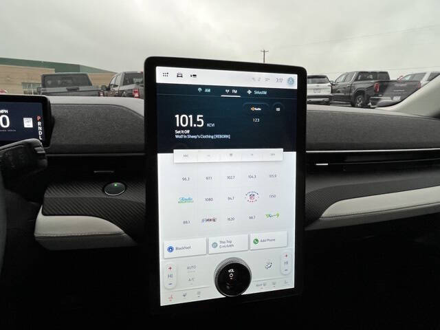 2022 Ford Mustang Mach-E Premium