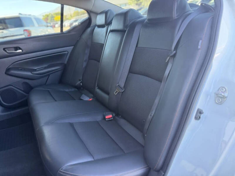 2022 Nissan Altima 2.5 SR