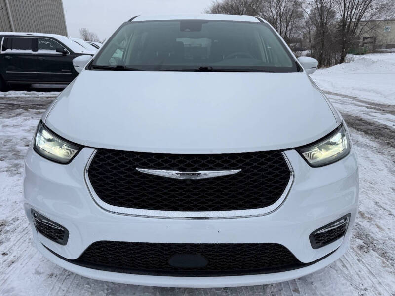 2022 Chrysler Pacifica Hybrid Touring L