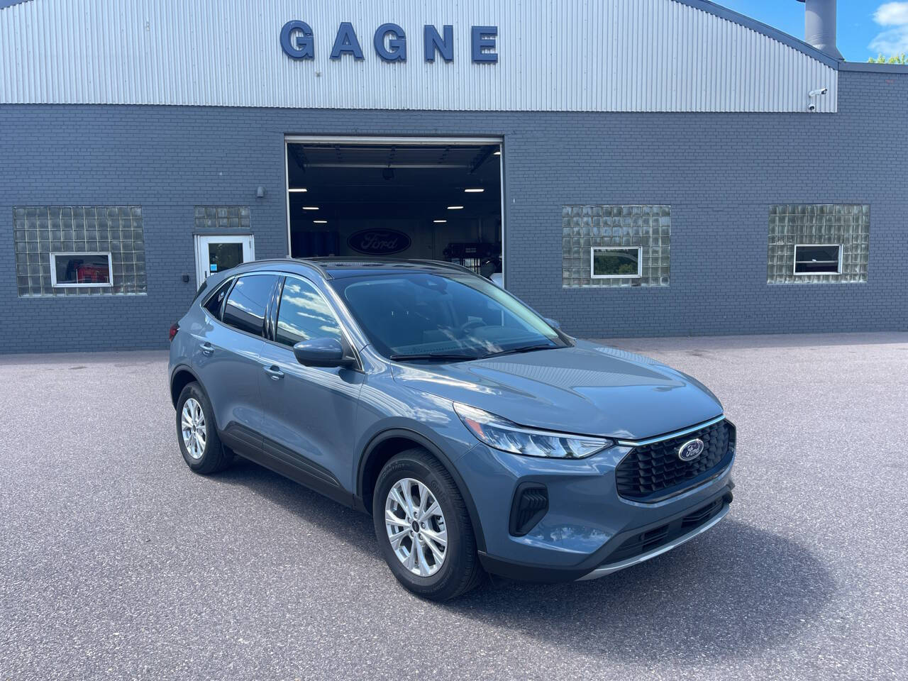 Blue 2023 Ford Escape Active AWD Active 4dr SUV 1
