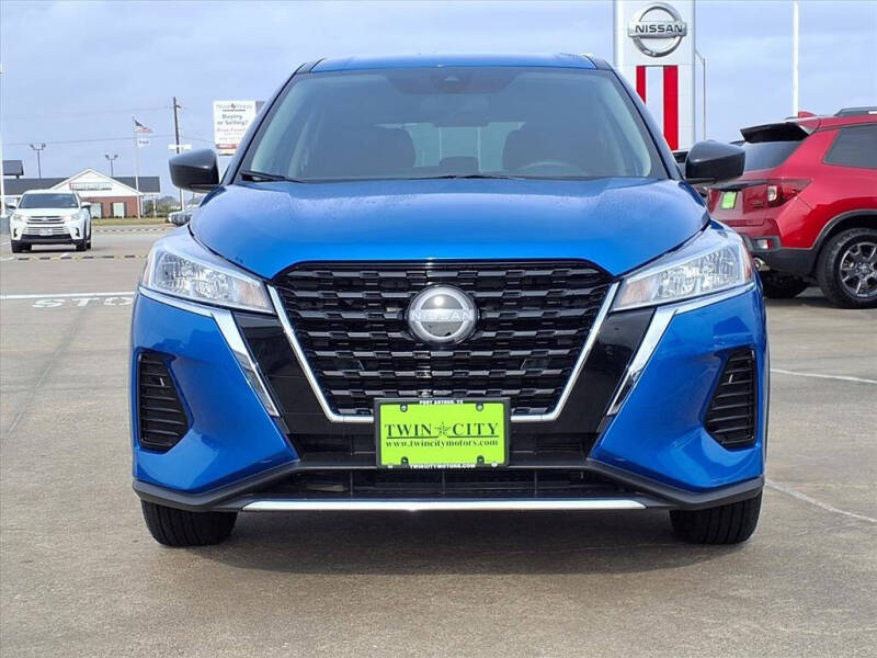 2025 Nissan Kicks Play S