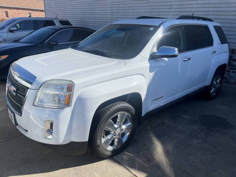 2015 GMC Terrain for sale at Used Car Outlet in Bloomington IL