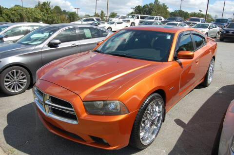 2011 Dodge Charger for sale at Modern Motors - Thomasville INC in Thomasville NC