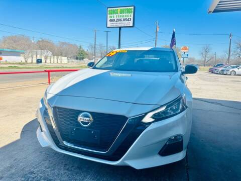 2019 Nissan Altima for sale at Shock Motors in Garland TX