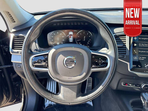 2021 Volvo XC90 T5 Momentum