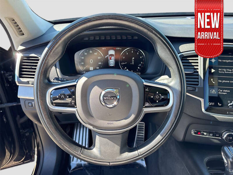 2021 Volvo XC90 T5 Momentum