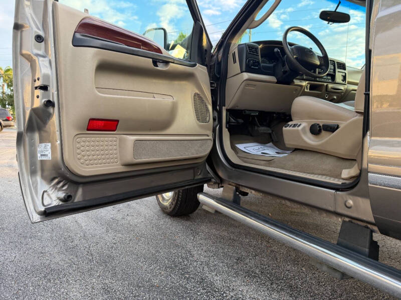 2005 Ford Excursion Limited