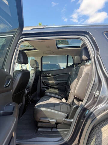 2020 GMC Acadia Denali