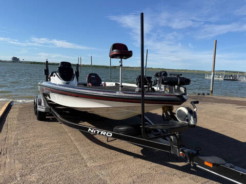 2016 Nitro Z21