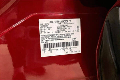 2024 Ford Edge Titanium