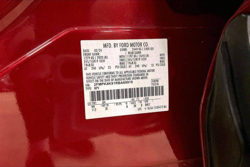 2024 Ford Edge Titanium