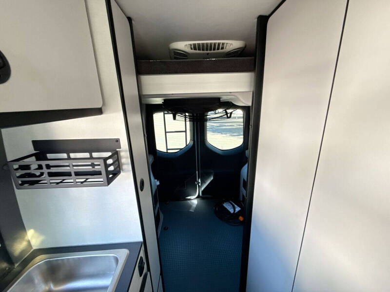 2025 Mercedes-Benz Sprinter