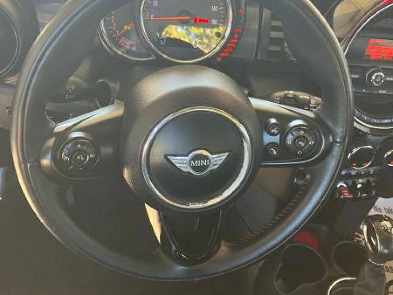 2015 MINI Hardtop 4 Door Cooper