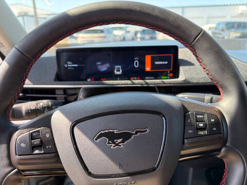 2025 Ford Mustang Mach-E Premium