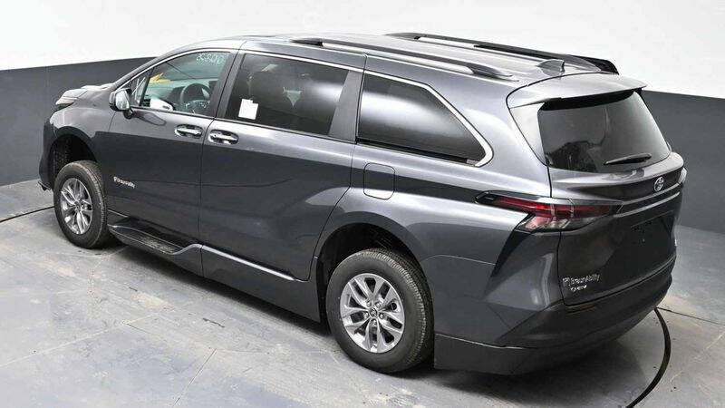 2025 Toyota Sienna