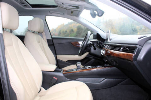 2017 Audi A4 2.0T quattro Premium