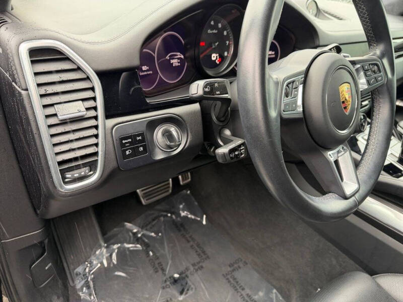 2021 Porsche Cayenne Turbo Coupe