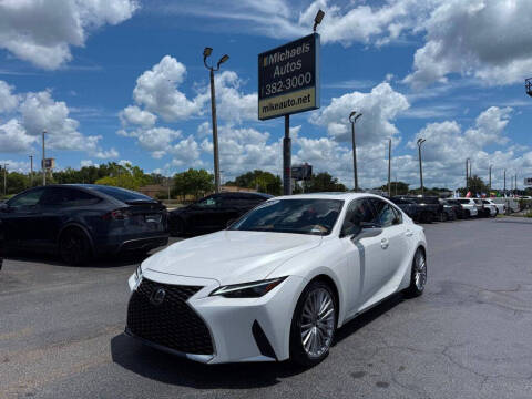 2025 Lexus IS 300