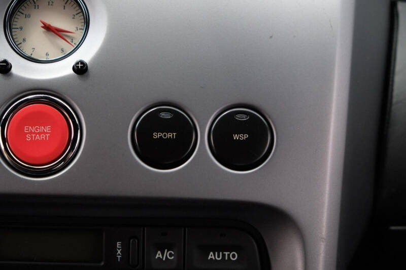 2003 Aston Martin V12 Vanquish