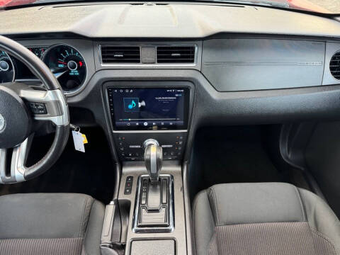 2013 Ford Mustang V6