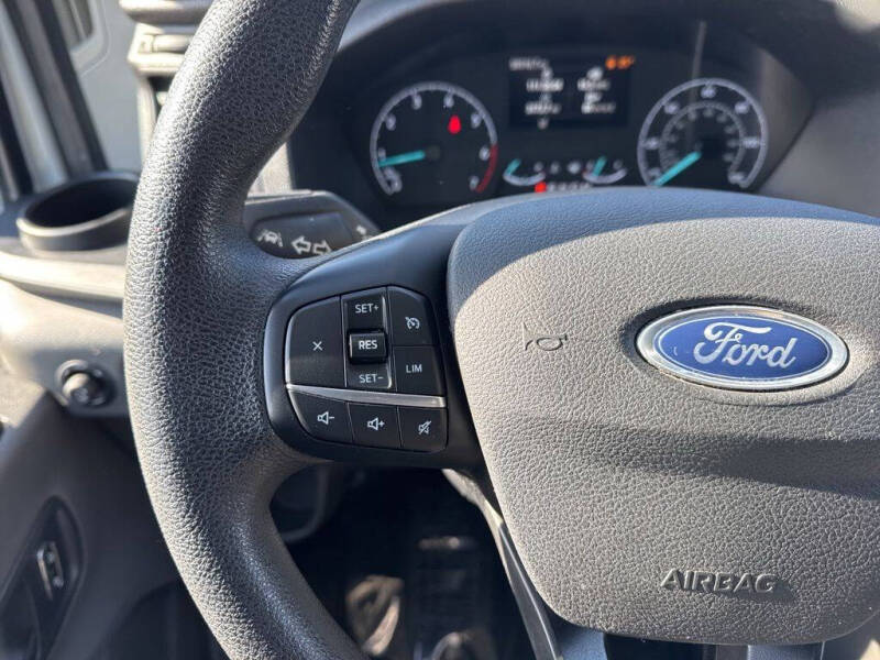 2023 Ford Transit 350 XLT