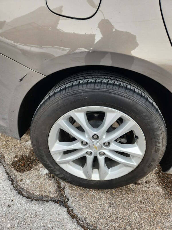 2017 Chevrolet Malibu LT