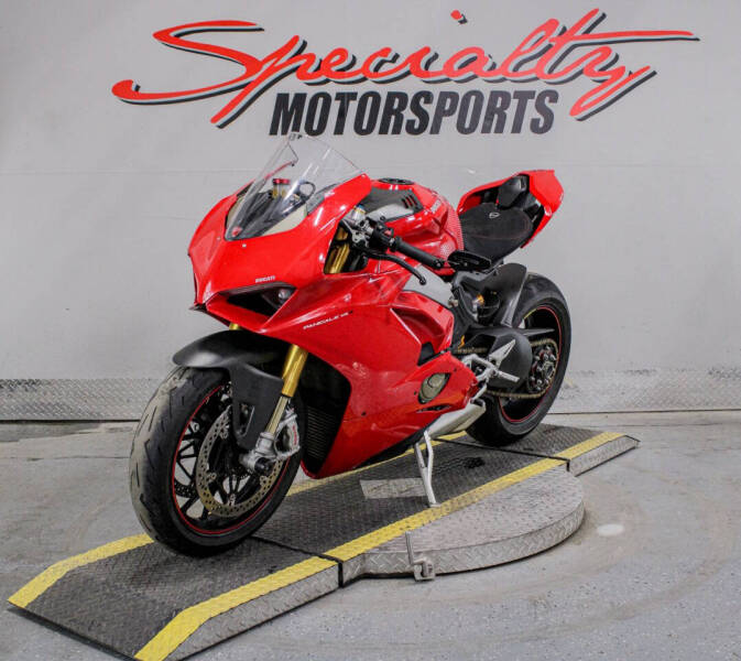2018 Ducati Panigale V4 S