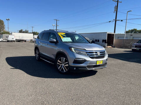 2017 Honda Pilot for sale at Paradise Auto Sales in Kennewick WA