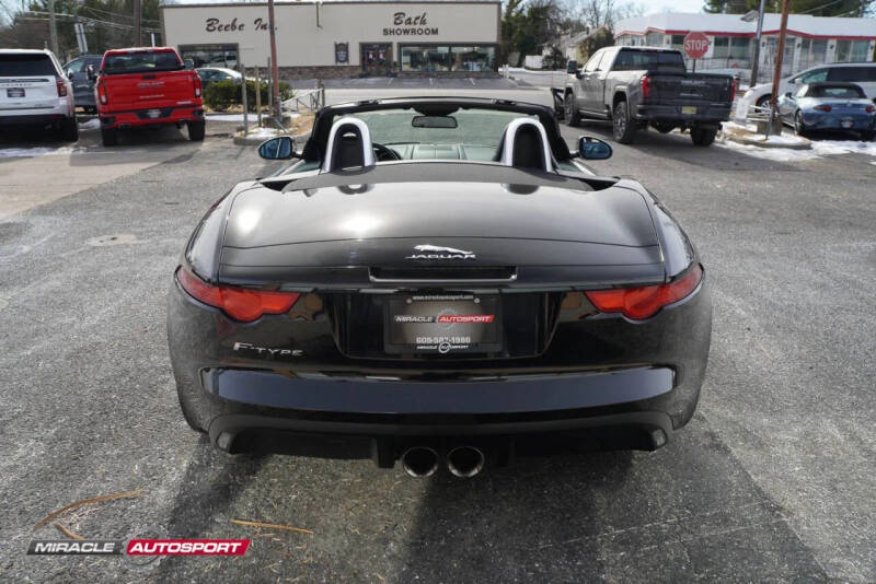 2017 Jaguar F-TYPE