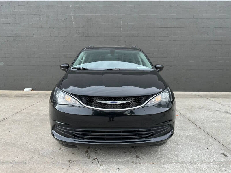 2020 Chrysler Voyager LXi