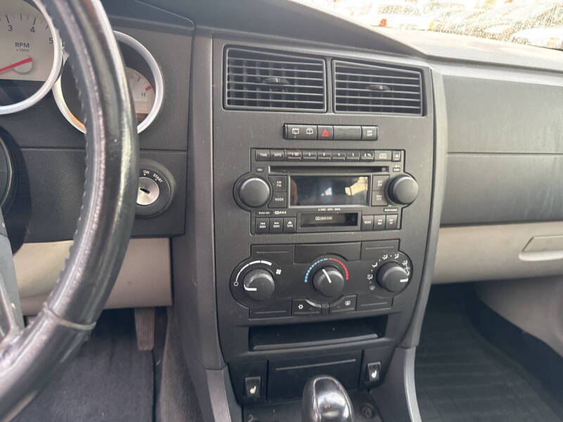 2005 Dodge Magnum SXT