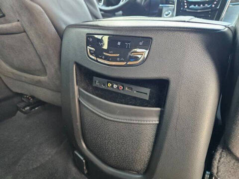 2016 Cadillac Escalade Platinum