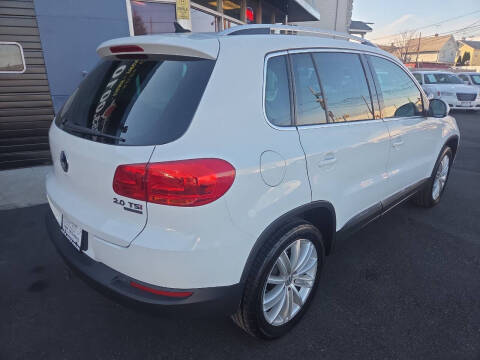 2014 Volkswagen Tiguan S 4Motion