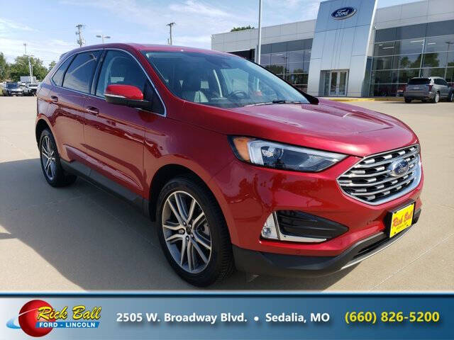 2023 Ford Edge Titanium's photo