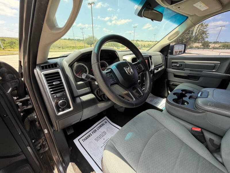 2017 RAM 1500 SLT