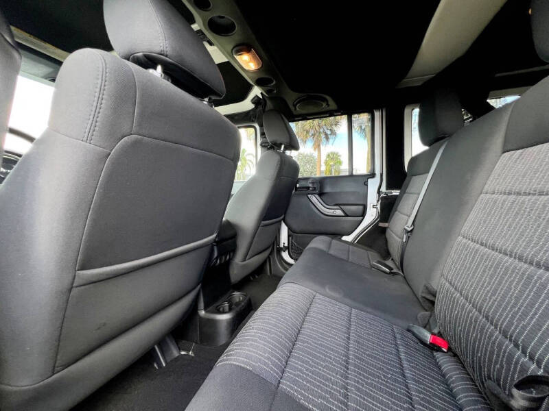 2012 Jeep Wrangler Unlimited Sport