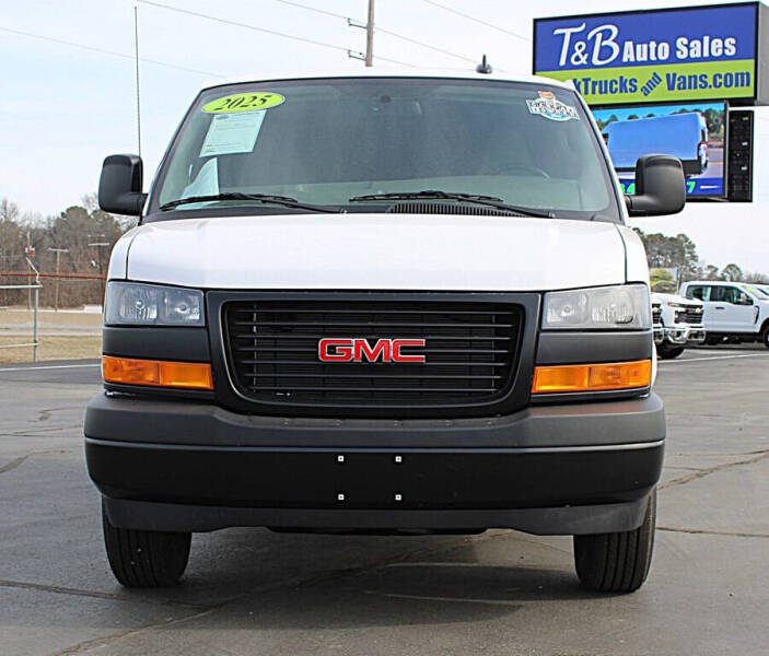 2025 GMC Savana 2500