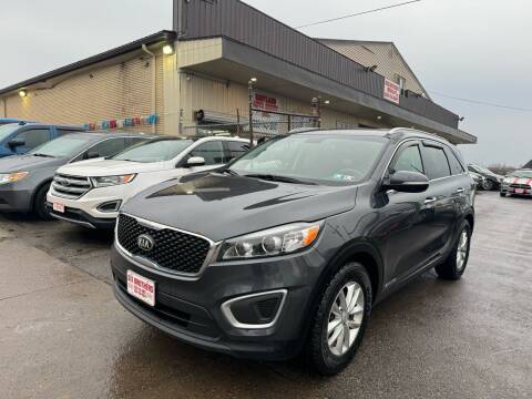 2017 Kia Sorento for sale at Six Brothers Mega Lot in Youngstown OH