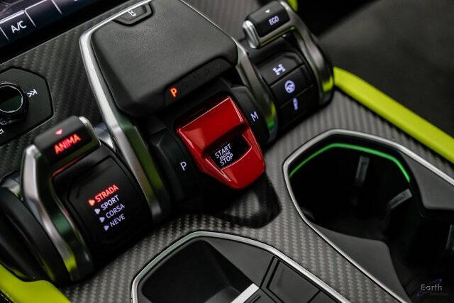 2022 Lamborghini Urus
