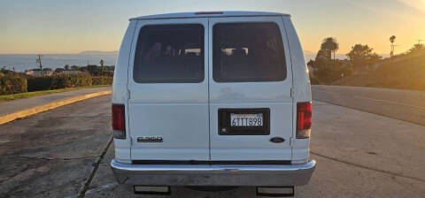 2012 Ford E-Series E-350 SD XLT