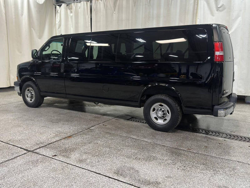 2017 Chevrolet Express LT 3500