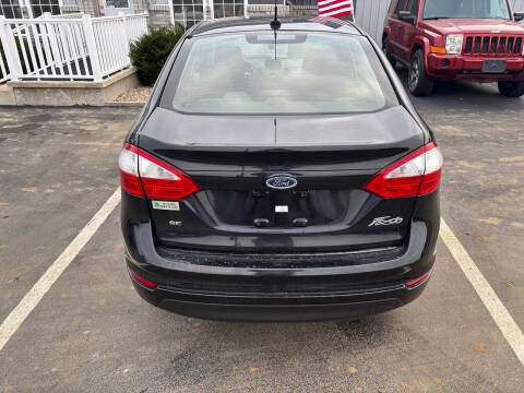 2014 Ford Fiesta SE
